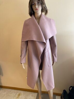 BCBG wool blend/ lamb leather sleeve panels coat in dusty pink, size S